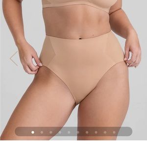 HoneyLove Crossover Brief